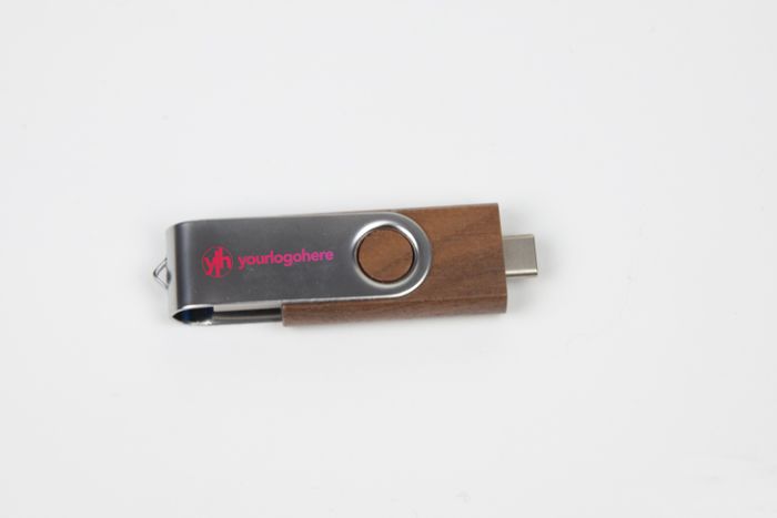 Wooden Twister USB-C